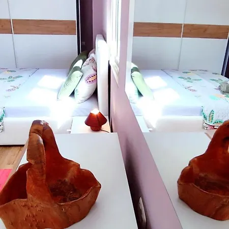 Seasons 3 Apartament *