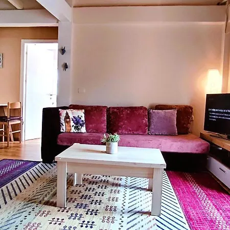 Seasons 3 Golem (Tirana)