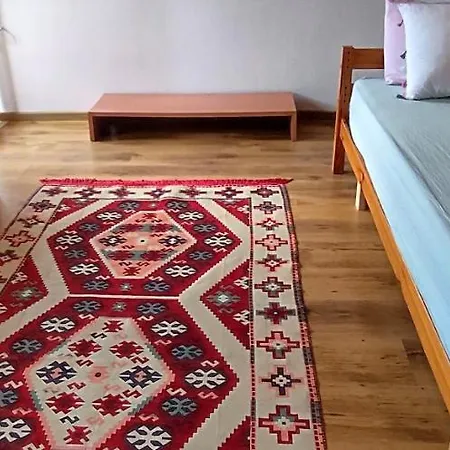 Seasons 3 Apartament