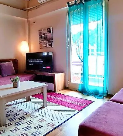 Seasons 3 Apartment